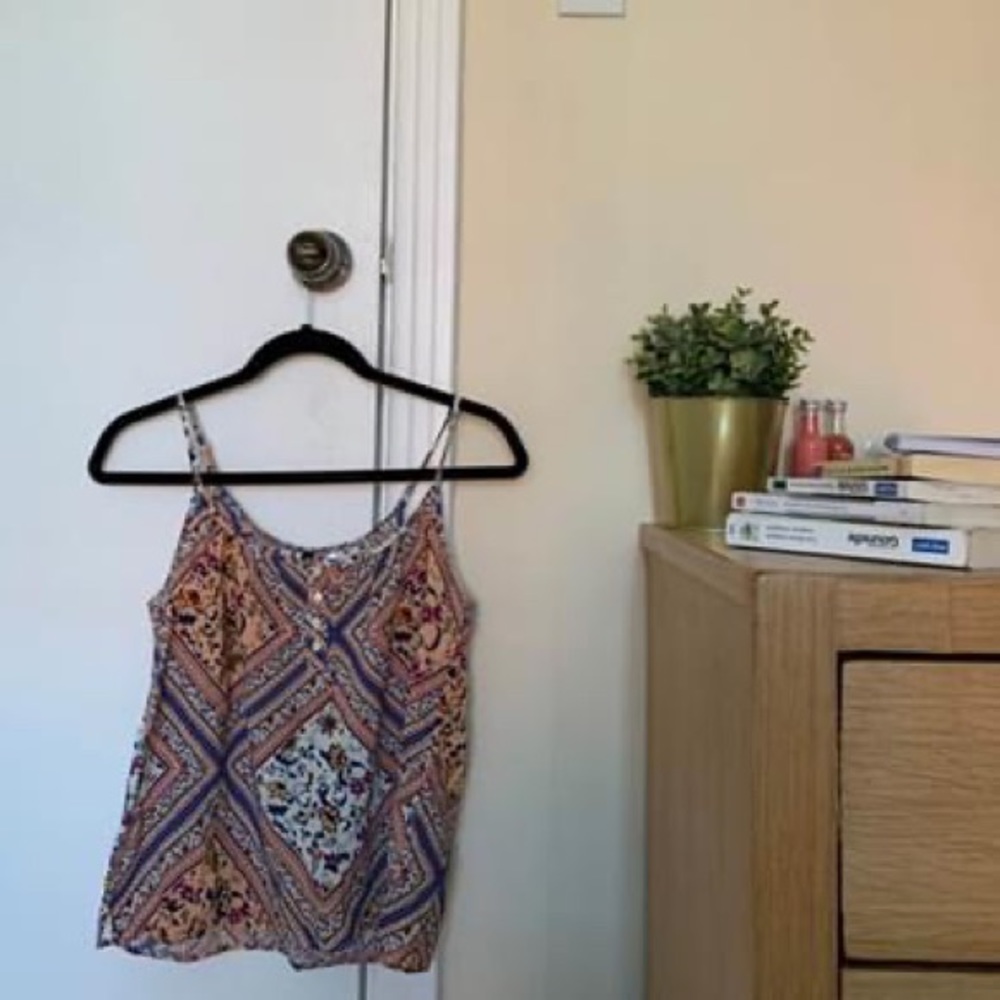 H&M colorful shirt